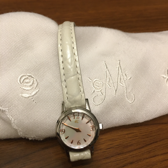 値下中‼️4℃腕時計 レディース レディースのファッション小物(腕時計)の商品写真