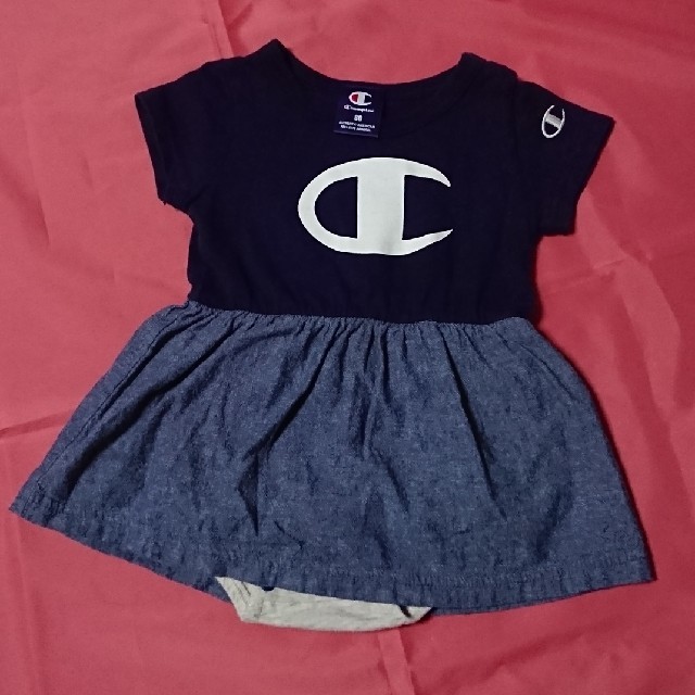 Champion(チャンピオン)のチャンピオン  ワンピース キッズ/ベビー/マタニティのベビー服(~85cm)(ワンピース)の商品写真