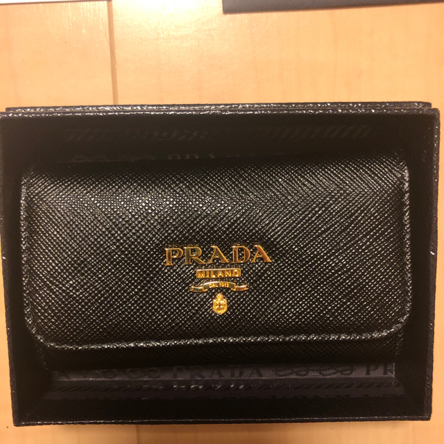 【新品未使用】PRADA キーケース　サフィアーノ 2