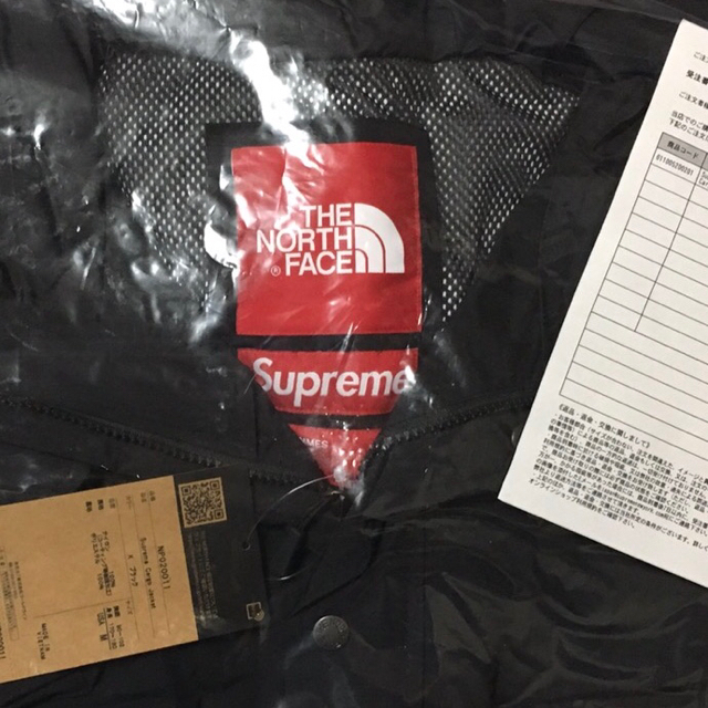 Supreme(シュプリーム)のM Supreme The North Face Cargo Jacket メンズのジャケット/アウター(マウンテンパーカー)の商品写真