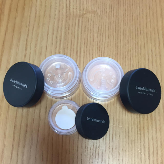 bareMinerals(ベアミネラル)のベアミネラル 基本セット コスメ/美容のベースメイク/化粧品(フェイスパウダー)の商品写真