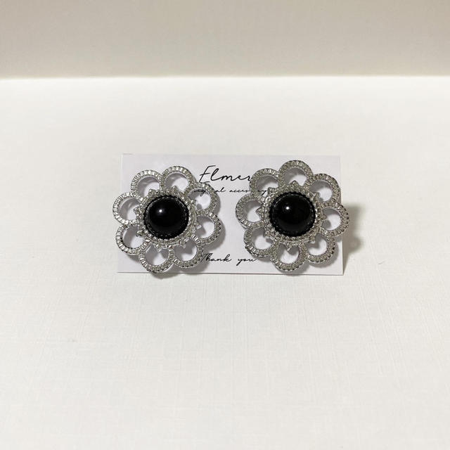 セール♡flower pierce / earring❁ ハンドメイドのアクセサリー(ピアス)の商品写真