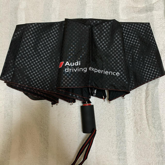 AUDI(アウディ)のアウディ　Audi 折りたたみ傘 メンズのファッション小物(傘)の商品写真