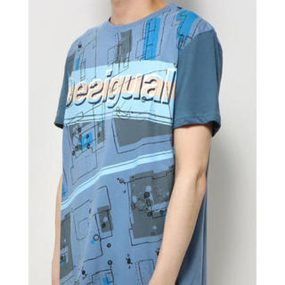 デシグアル(DESIGUAL)の新品✨タグ付き♪定価7900円　デシグアル　ロゴがポイントのTシャツ　綿素材　(Tシャツ/カットソー(半袖/袖なし))