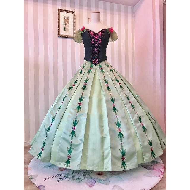 最高級品 ミュージカル版 アナ 戴冠式ドレス アナと雪の女王 新品の通販 By Michelle Mica ラクマ 最高級品 ミュージカル版 アナ 戴冠式ドレス アナと雪の女王 新品の通販 By Michelle Mica ラクマ