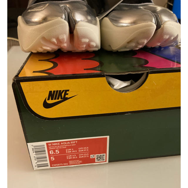 NIKE(ナイキ)のナイキアクアリフト　23.5 レディースの靴/シューズ(スニーカー)の商品写真