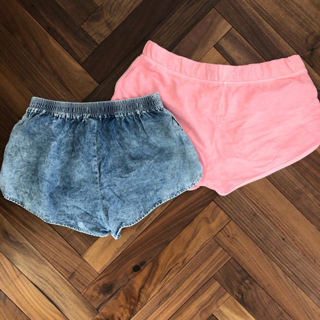 Bershka(ベルシュカ)のデニムショートパンツ　スウェット　ショートパンツ　ルームウェア　ベルシュカ レディースのルームウェア/パジャマ(ルームウェア)の商品写真