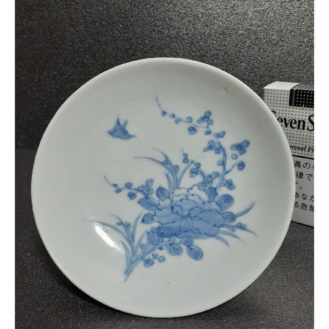 江戸時代後期　古伊万里　染付　藍鍋島写　花鳥図　櫛高台　13.0cm 皿 | フリマアプリ ラクマ