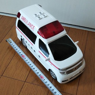 救急車(電車のおもちゃ/車)