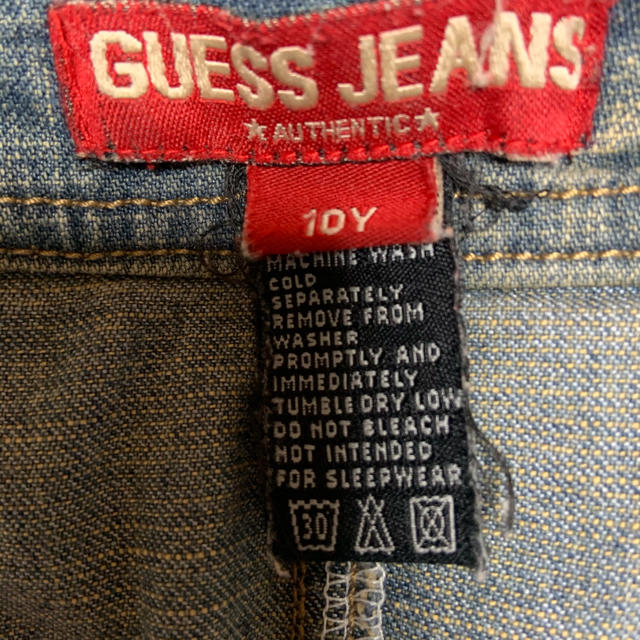 GUESS(ゲス)のguess ジーンズスカート　キッズ10y キッズ/ベビー/マタニティのキッズ服女の子用(90cm~)(スカート)の商品写真