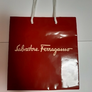 サルヴァトーレフェラガモ(Salvatore Ferragamo)のFerragamoフェラガモ　紙袋(ショップ袋)