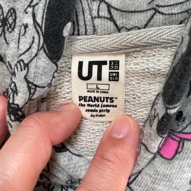 UNIQLO(ユニクロ)のユニクロ　PEANUTS パーカー レディースのトップス(パーカー)の商品写真