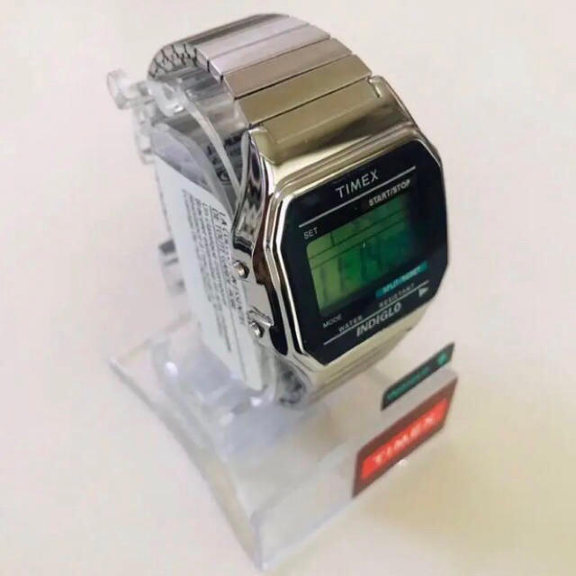 即納 アメリカ正規買付 timex シルバー 腕時計 supremeベースモデル
