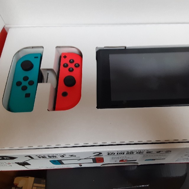 Nintendo Switch　本体　ニンテンドー　スイッチ