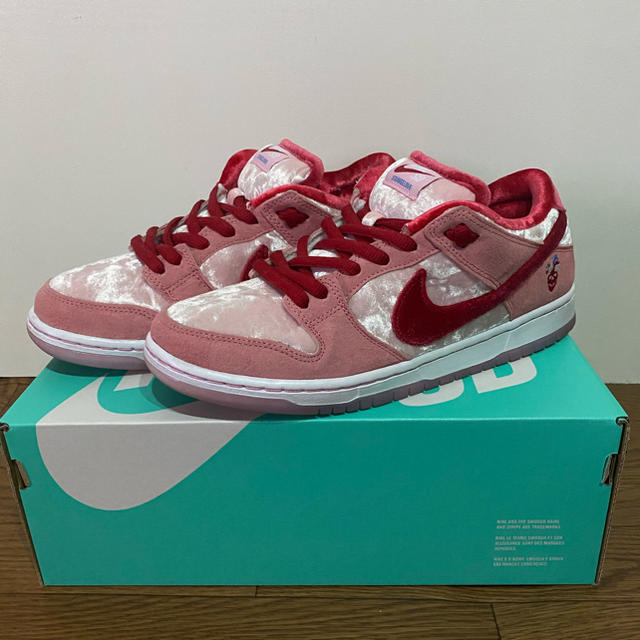 NIKE SB DUNK strangelove ナイキダンクストレンジラブ www ...