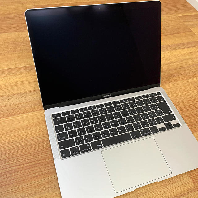 Apple(アップル)のMacBook Air 2020 シルバー スマホ/家電/カメラのPC/タブレット(ノートPC)の商品写真