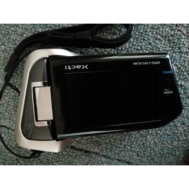SANYO(サンヨー)のザクティ Xacti DMX-HD700　動作未確認 スマホ/家電/カメラのカメラ(ビデオカメラ)の商品写真