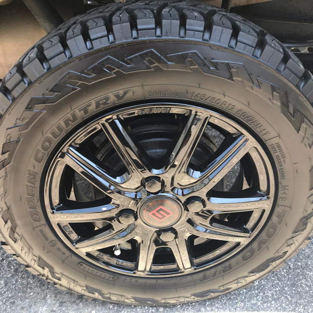 トーヨーオープンカントリーホイールセット　145/80R12 pcd100 4H