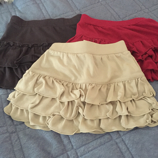 UNIQLO 3段ティアードスカート3枚セット（1枚タグ付き未使用）(スカート)