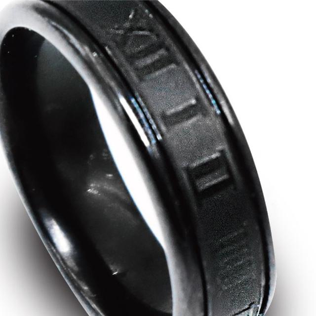指輪 メンズ リング ローマ数字 ブラック 黒 ステンレス マット感 かっこいい メンズのアクセサリー(リング(指輪))の商品写真