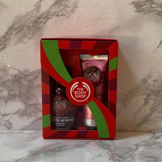 ザボディショップ(THE BODY SHOP)のTHE BODY SHOP  フロステッドベリーズ ハンド&シャワージェルデュオ(ハンドクリーム)