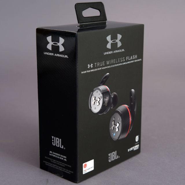 新品♡アンダーアーマー ワイヤレスイヤホン JBL×UNDER ARMOUR