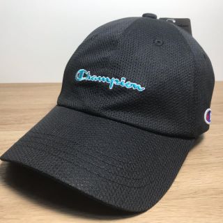 チャンピオン(Champion)のチャンピオン　chanpion メッシュ生地ローキャップ　送料無料　新品未使用(キャップ)