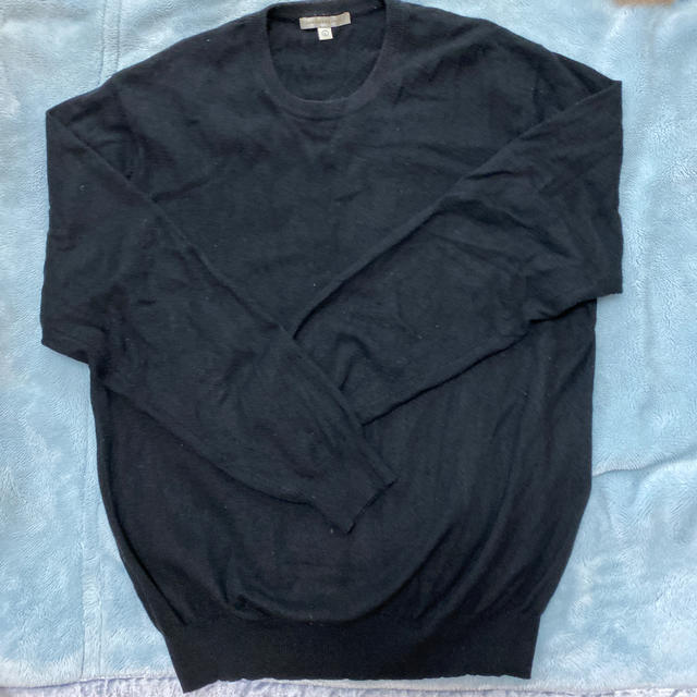UNIQLO(ユニクロ)のユニクロ　メンズ　カシミヤセーター　L 黒　おまけ付き メンズのトップス(ニット/セーター)の商品写真