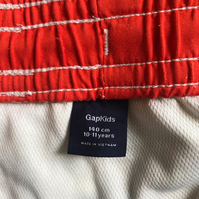 GAP(ギャップ)の水着　GAP  140 キッズ/ベビー/マタニティのキッズ服男の子用(90cm~)(水着)の商品写真