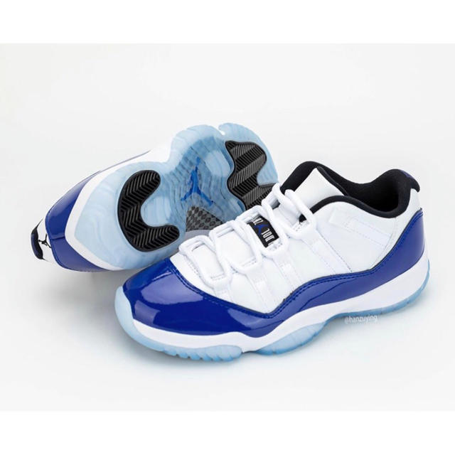 NIKE(ナイキ)のAIR JORDAN 11 RETRO LOW CONCORD SKETCH メンズの靴/シューズ(スニーカー)の商品写真