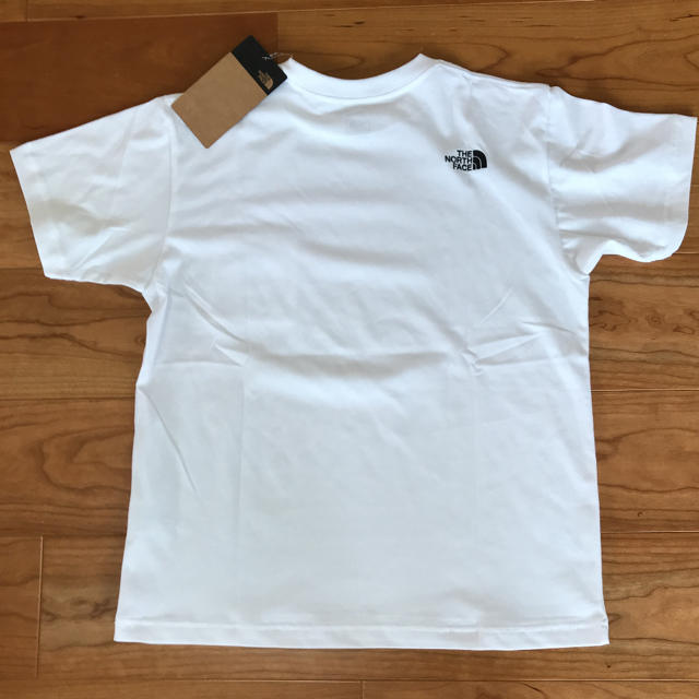 THE NORTH FACE(ザノースフェイス)の【新品未使用】ノースフェース SIMPLE LOGO POCKET TEE メンズのトップス(Tシャツ/カットソー(半袖/袖なし))の商品写真