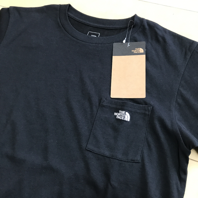 THE NORTH FACE(ザノースフェイス)の【新品未使用】ノースフェイス SIMPLE LOGO POCKET TEE メンズのトップス(Tシャツ/カットソー(半袖/袖なし))の商品写真