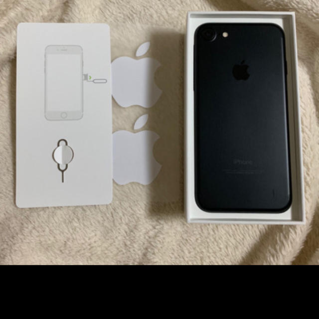 iPhone 7 Black 128 GB docomo