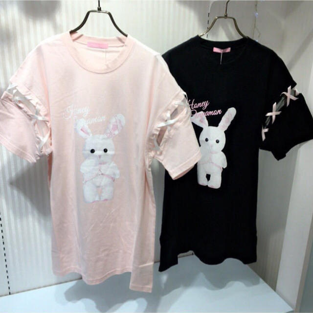 Honey Cinnamon(ハニーシナモン)のHoney Cinnamon Tシャツ レディースのトップス(Tシャツ(半袖/袖なし))の商品写真