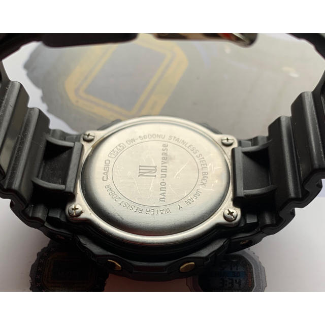 G-SHOCK(ジーショック)のG-SHOCK DW-5600NU-9JR ナノ・ユニバース 新品ベルベゼ付 メンズの時計(腕時計(デジタル))の商品写真