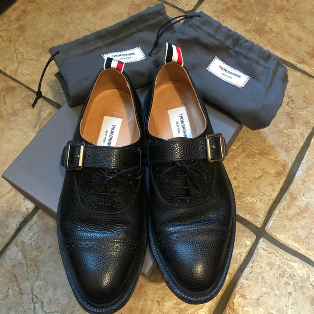 THOM BROWNE(トムブラウン)のトムブラウン　ストラップ　シューズ　(美品) メンズの靴/シューズ(ドレス/ビジネス)の商品写真