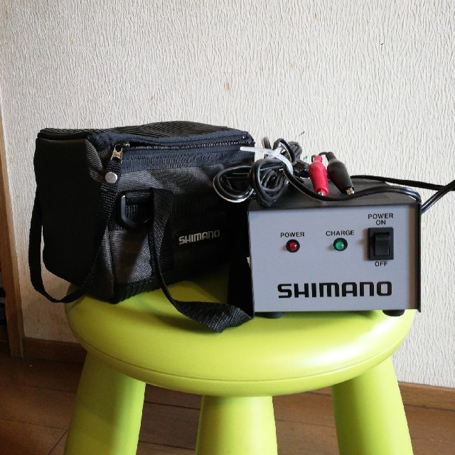 シマノ　バッテリー充電器　BT - 0125