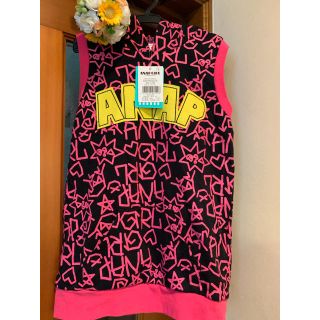 アナップキッズ(ANAP Kids)の新品タグ付◯アナップガール◯鮮やかなパーカーベスト◯S黒 140-150(Tシャツ/カットソー)