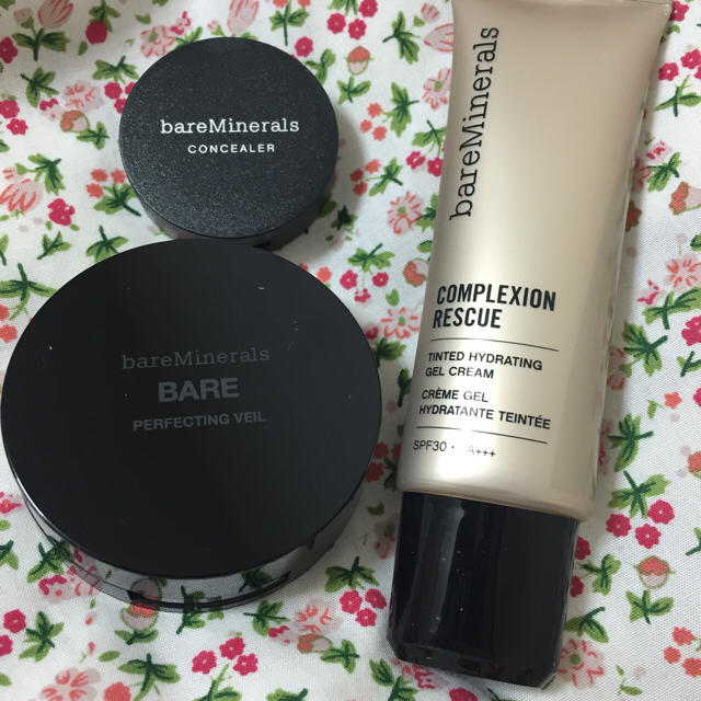 bareMinerals(ベアミネラル)のベアミネラル 三点セット コスメ/美容のベースメイク/化粧品(ファンデーション)の商品写真