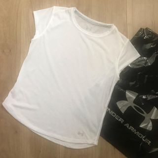 アンダーアーマー(UNDER ARMOUR)の【週末限定値下げ】アンダーアーマー　Tシャツ　(Tシャツ(半袖/袖なし))