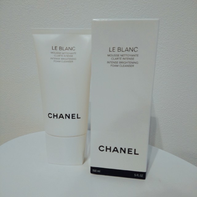 CHANEL(シャネル)のシャネルCHANELルブランフォームクレンザー洗顔料 コスメ/美容のスキンケア/基礎化粧品(洗顔料)の商品写真