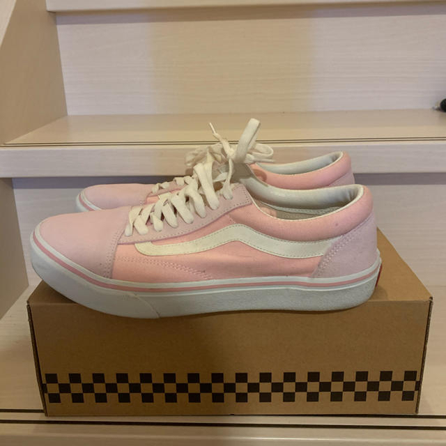 VANS(ヴァンズ)の28cm/us10  vans オールドスクール　ピンク メンズの靴/シューズ(スニーカー)の商品写真