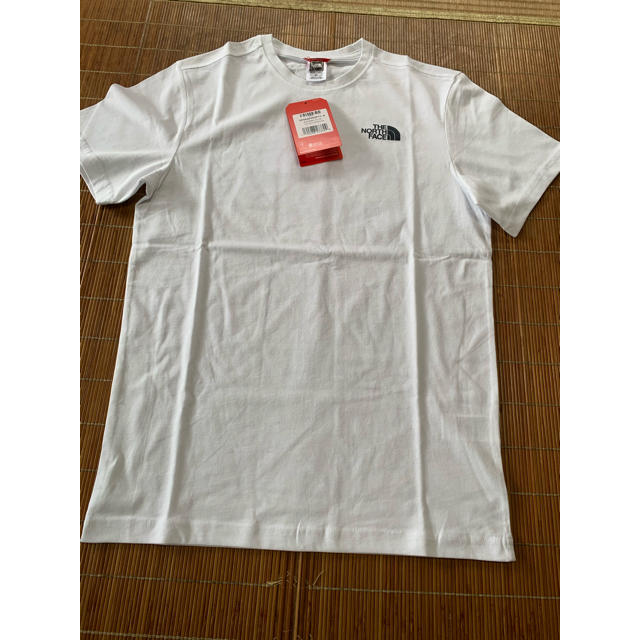 THE NORTH FACE(ザノースフェイス)のザノースフェイス RED BOX セレブレーション US-XL  ホワイト メンズのトップス(Tシャツ/カットソー(半袖/袖なし))の商品写真