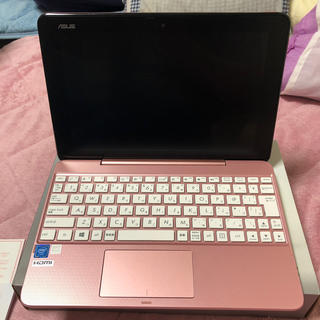 エイスース(ASUS)のASUS TransBook T101H 中古ピンク(ノートPC)