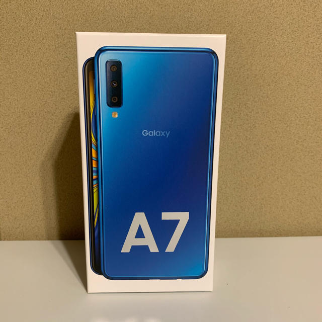 シムフリーGALAXY A7 ブルー