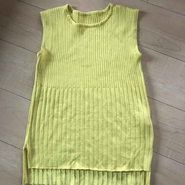 ZARA(ザラ)のニットタンクトップ レディースのトップス(タンクトップ)の商品写真