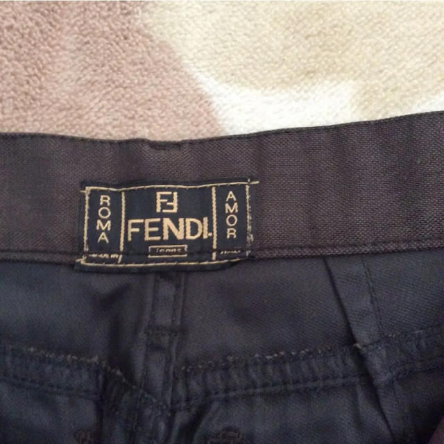 FENDI(フェンディ)のFENDIロゴパンツ レディースのパンツ(カジュアルパンツ)の商品写真