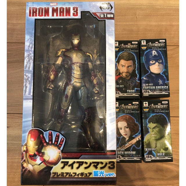 MARVEL(マーベル)のアベンジャーズ　フィギュア5体セット エンタメ/ホビーのフィギュア(SF/ファンタジー/ホラー)の商品写真