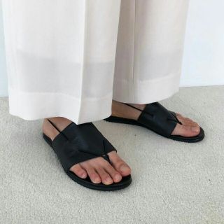 TODAYFUL - 【新品】完売レア TODAYFULレザートングサンダル 37