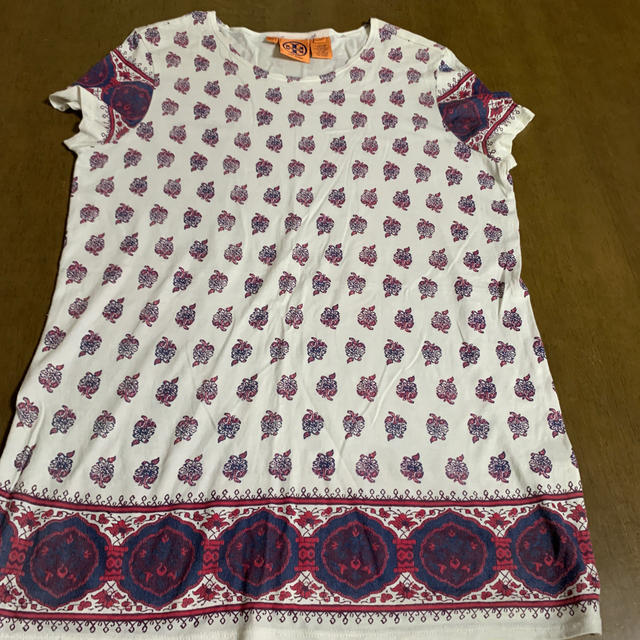 Tory Burch(トリーバーチ)のトリバーチ　Tシャツ　XS レディースのトップス(Tシャツ(半袖/袖なし))の商品写真